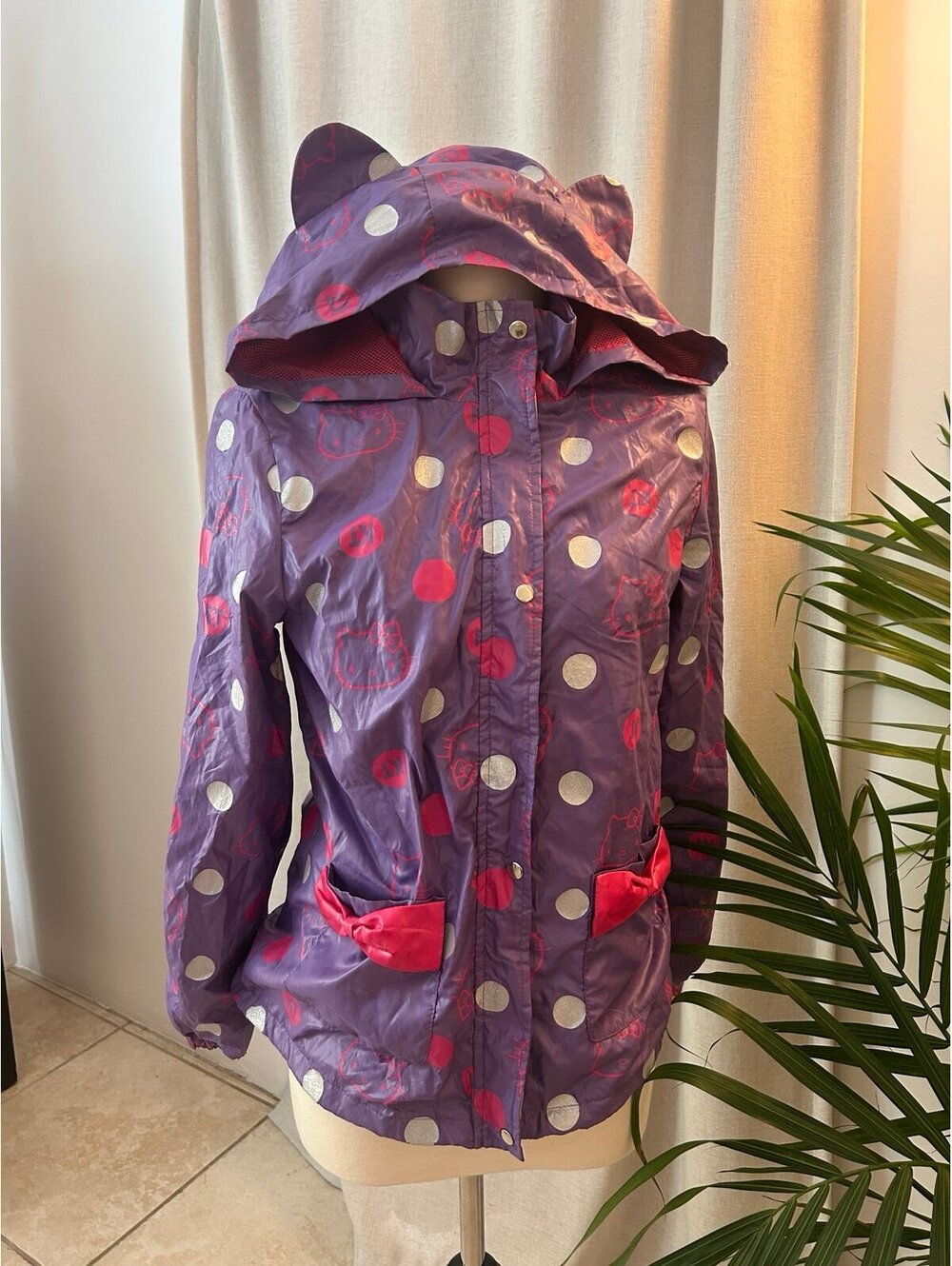 Hello Kitty Ki★La★Ra Women’s S Rain Jacket Purple Cat Ear Hood Sz small